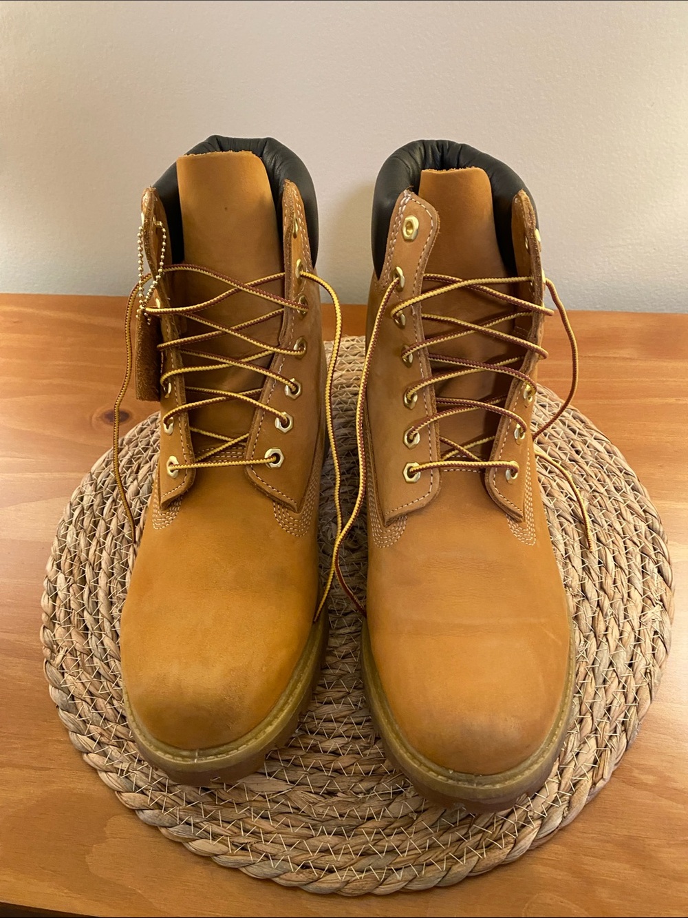 Men’s Timberland Premium 6” Waterproof Boots 9.5 Wide Wheat Brown